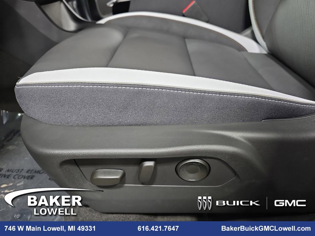 New 2026 Buick Envision Sport Touring image 27