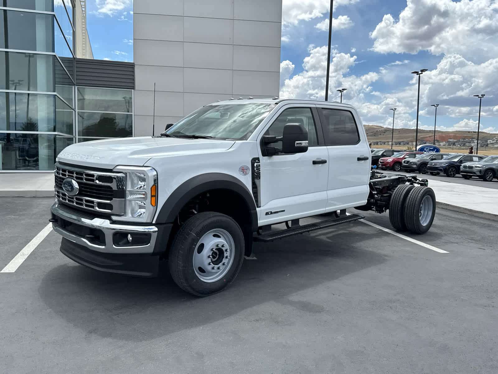 New 2026 Ford F550 4x4 Crew Cab Super Duty w/ XL Chrome Package image 2
