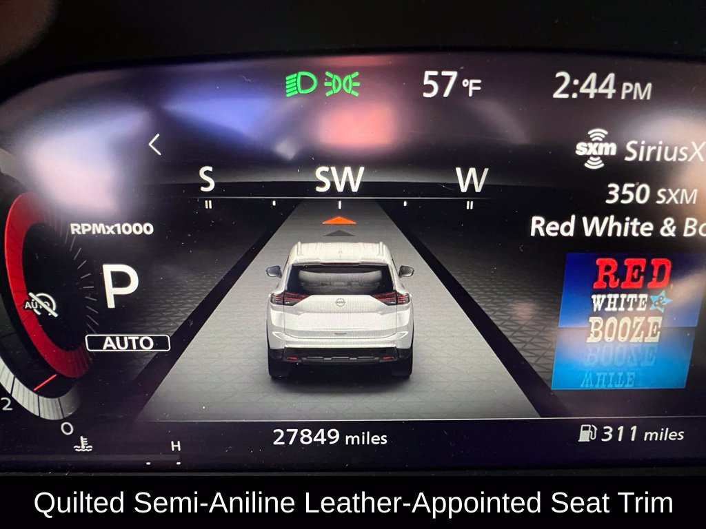 Used 2024 Nissan Rogue Platinum AWD/4WD image 17