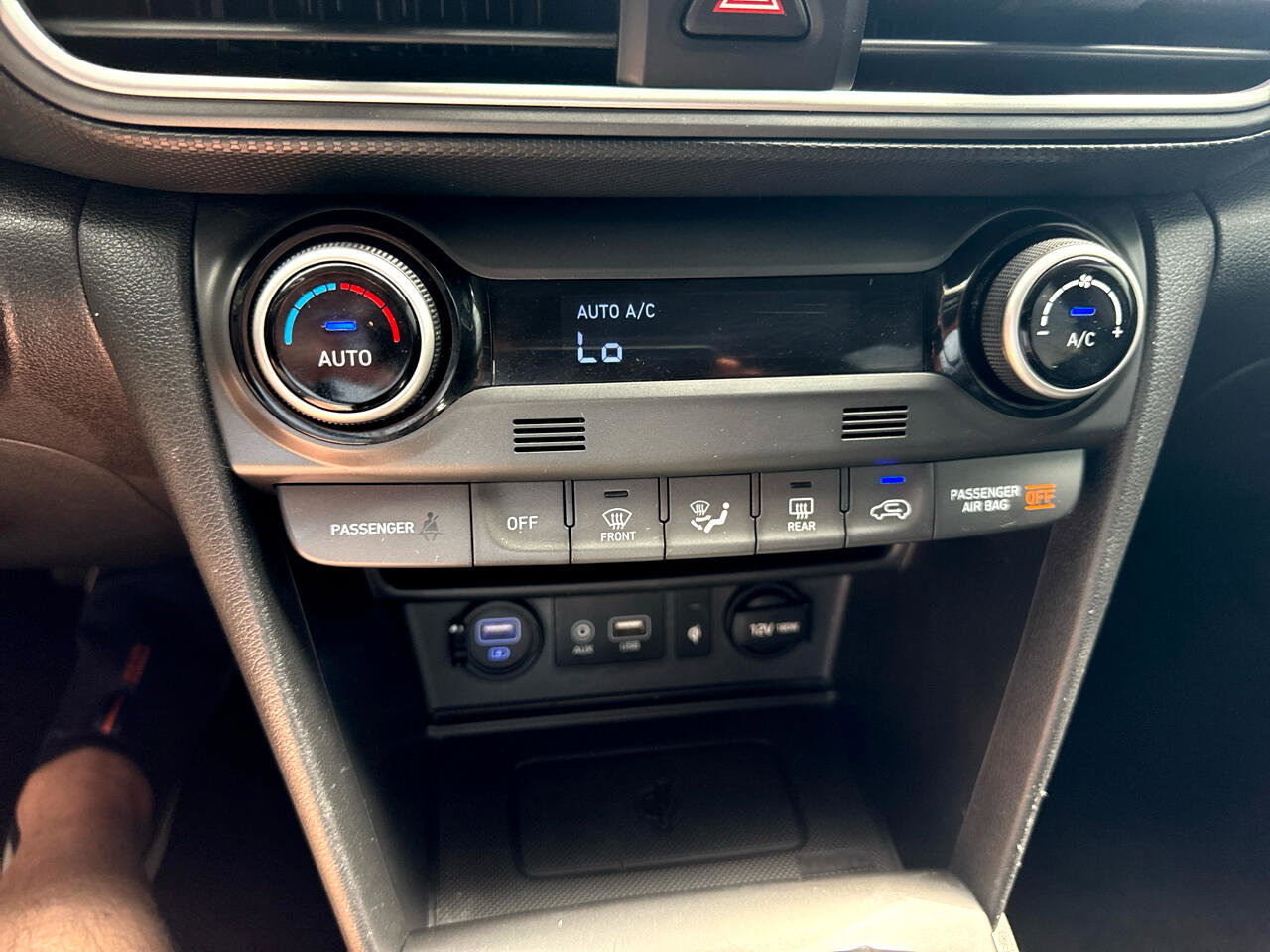 Used 2020 Hyundai Kona Ultimate image 16