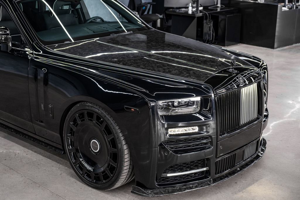 Used 2026 Rolls-Royce Phantom Sedan RWD image 7