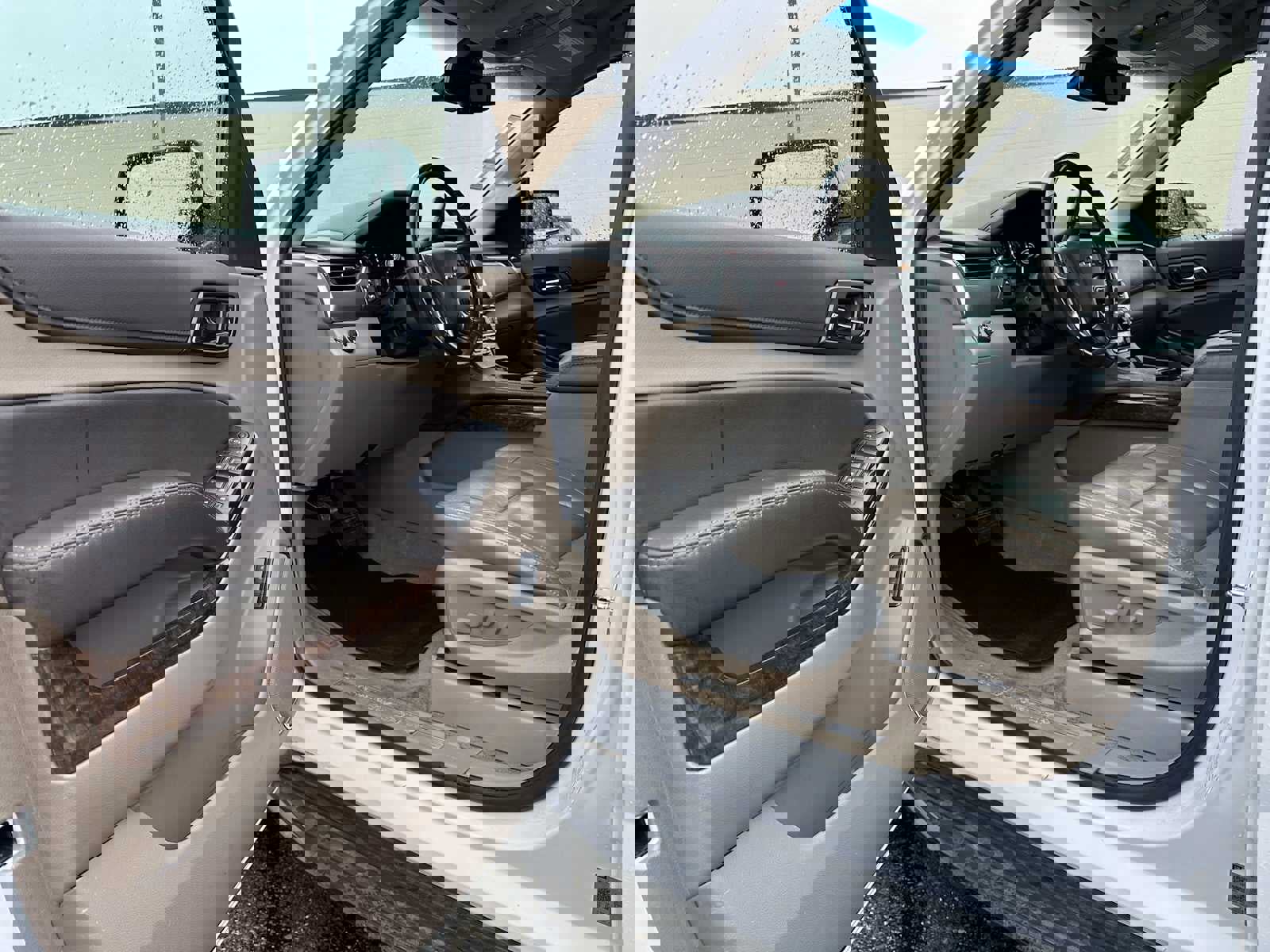 Used 2020 Chevrolet Tahoe LT image 18