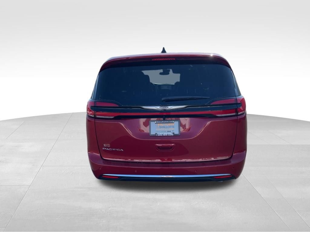 New 2026 Chrysler Pacifica Select image 7