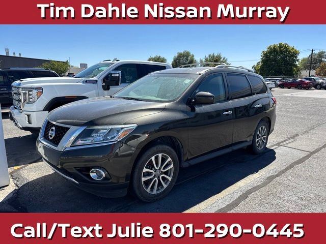 Used 2015 Nissan Pathfinder SV