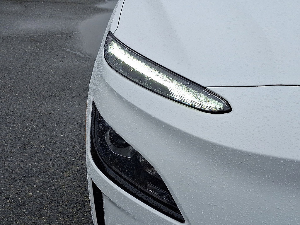 Certified 2023 Hyundai Kona SEL image 28