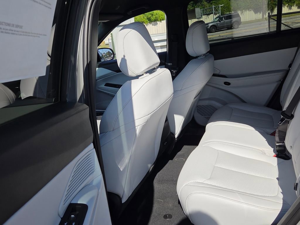 New 2026 Jeep Cherokee Limited AWD/4WD image 7