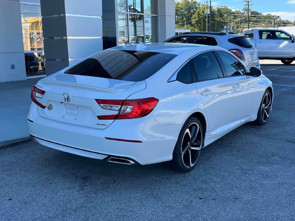 Used 2020 Honda Accord Sport image 3
