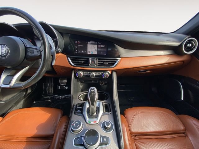 Used 2021 Alfa Romeo Giulia Ti Sport image 11