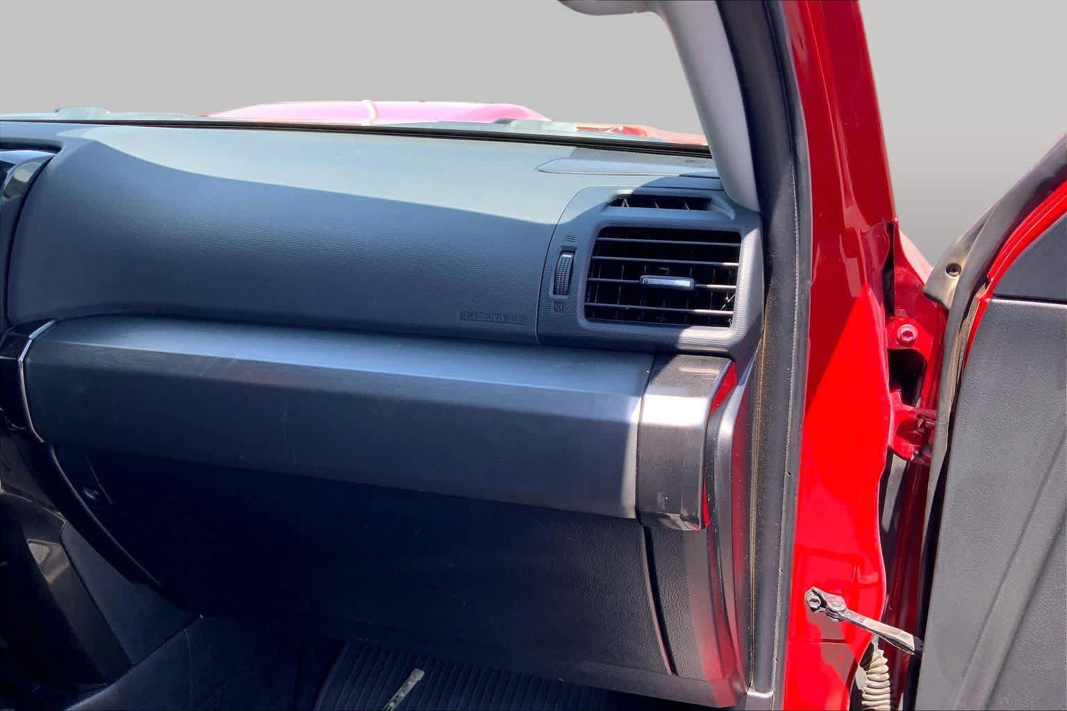 Used 2022 Toyota 4Runner TRD Off-Road Premium AWD/4WD image 19