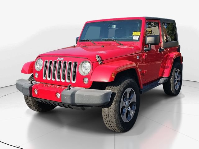 Used 2017 Jeep Wrangler Sahara w/ Dual Top Group AWD/4WD image 7
