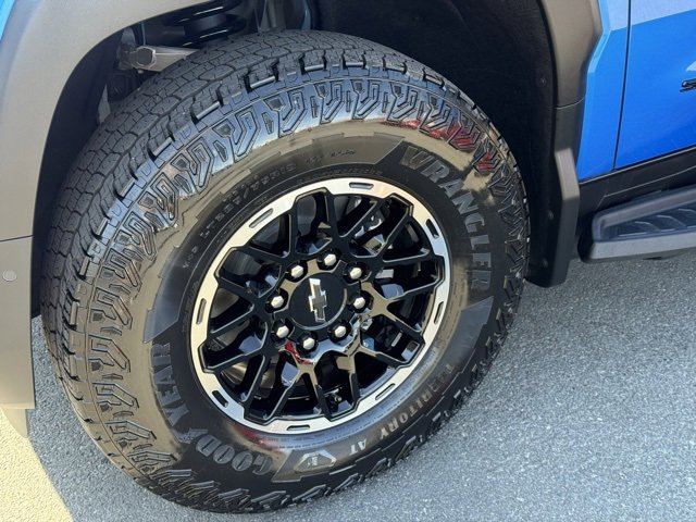 New 2026 Chevrolet Silverado EV Trail Boss image 4