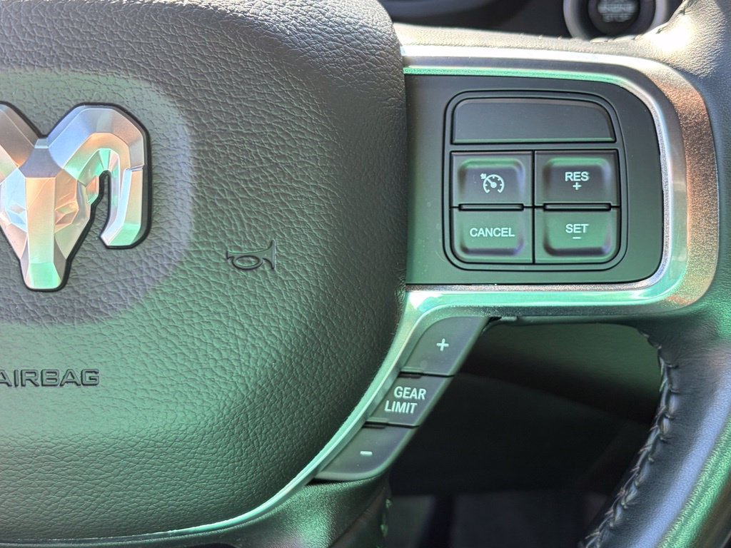 Used 2022 RAM 2500 Laramie AWD/4WD image 18