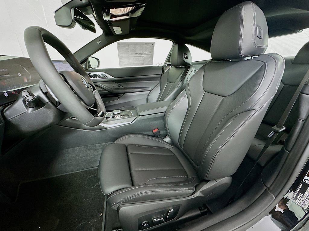 Used 2026 BMW 430i Coupe w/ Premium Package image 16