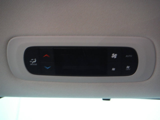 Used 2021 Chrysler Pacifica Touring-L w/ Uconnect Theater Family Group FWD image 47