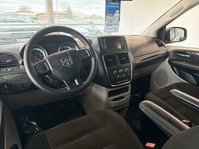 Used 2017 Dodge Grand Caravan SE w/ Power Window Group image 20