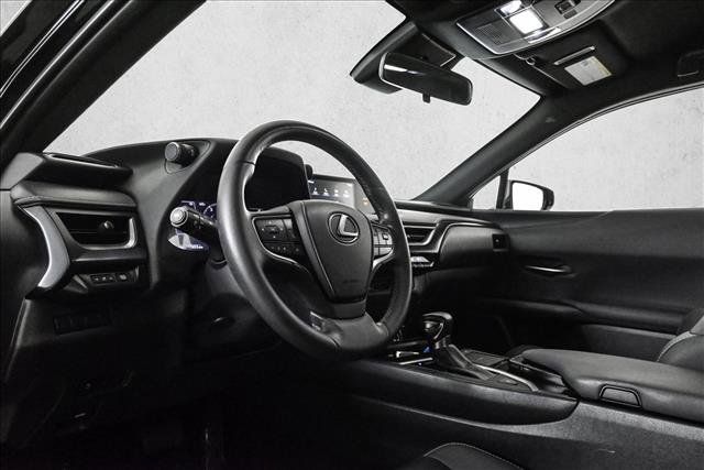 Used 2022 Lexus UX 200 UX 200 image 10