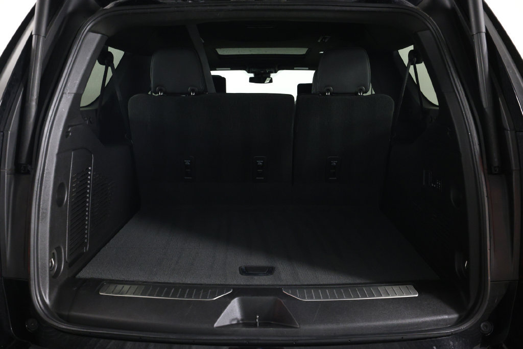 Used 2023 GMC Yukon XL Denali RWD image 13
