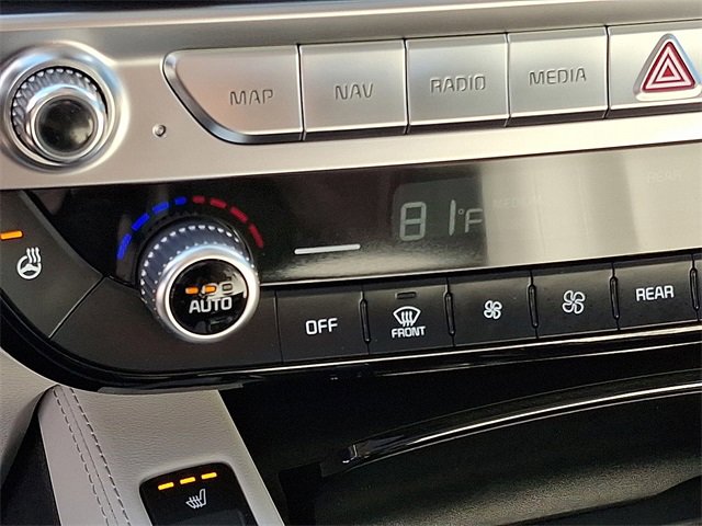 Used 2025 Kia Telluride EX w/ EX Captain's Chair Package image 21