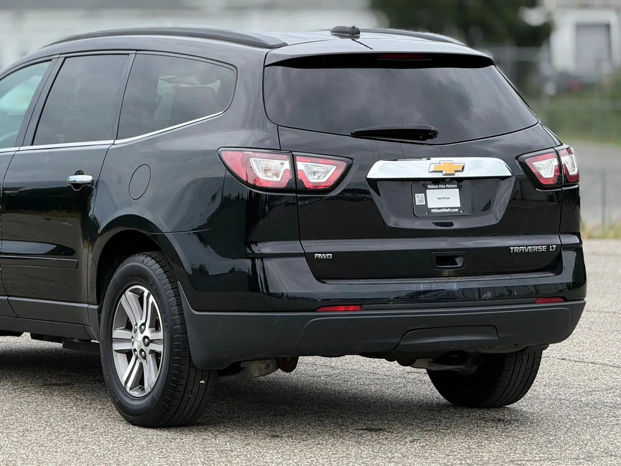 Used 2016 Chevrolet Traverse LT AWD/4WD image 16