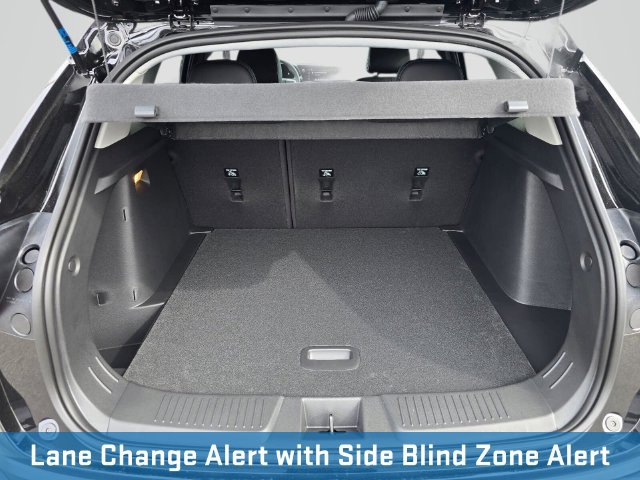New 2026 Chevrolet Trax LT w/ Driver Confidence Package FWD image 16