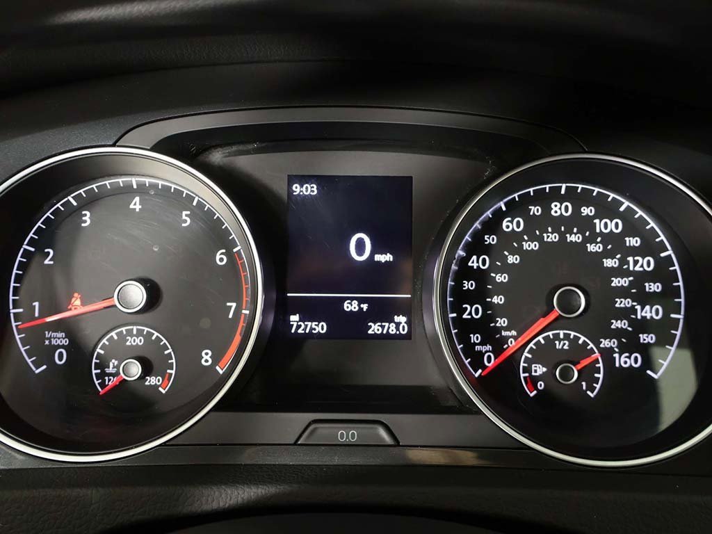 Used 2019 Volkswagen Golf S image 38