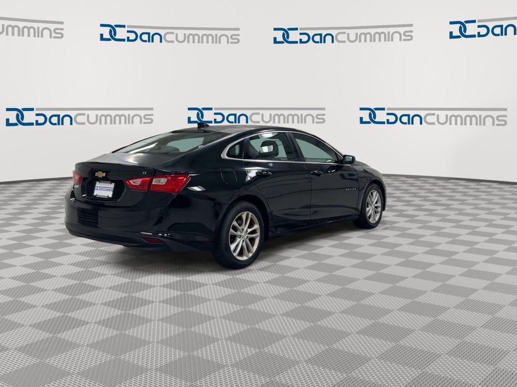 Used 2017 Chevrolet Malibu LT FWD image 8