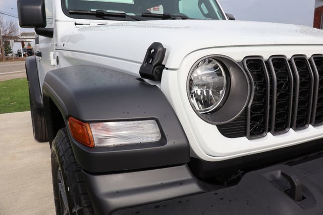 New 2026 Jeep Wrangler Sport AWD/4WD image 4