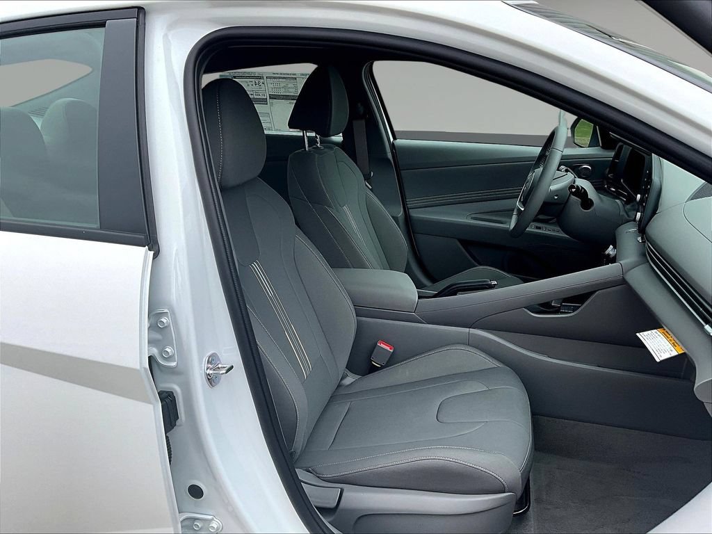 New 2026 Hyundai Elantra Sport FWD image 12