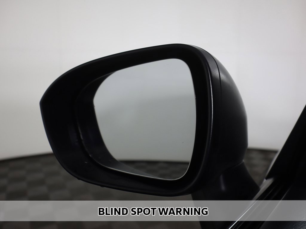 Used 2024 Nissan Rogue S image 3