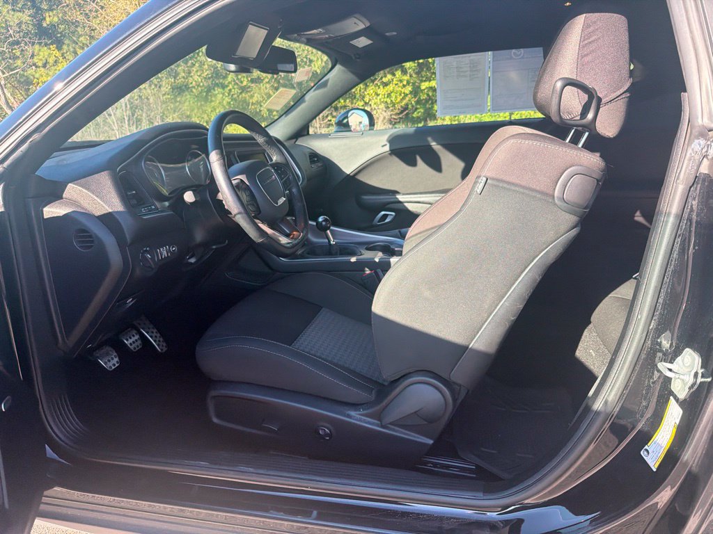 Used 2021 Dodge Challenger R/T Scat Pack RWD image 12