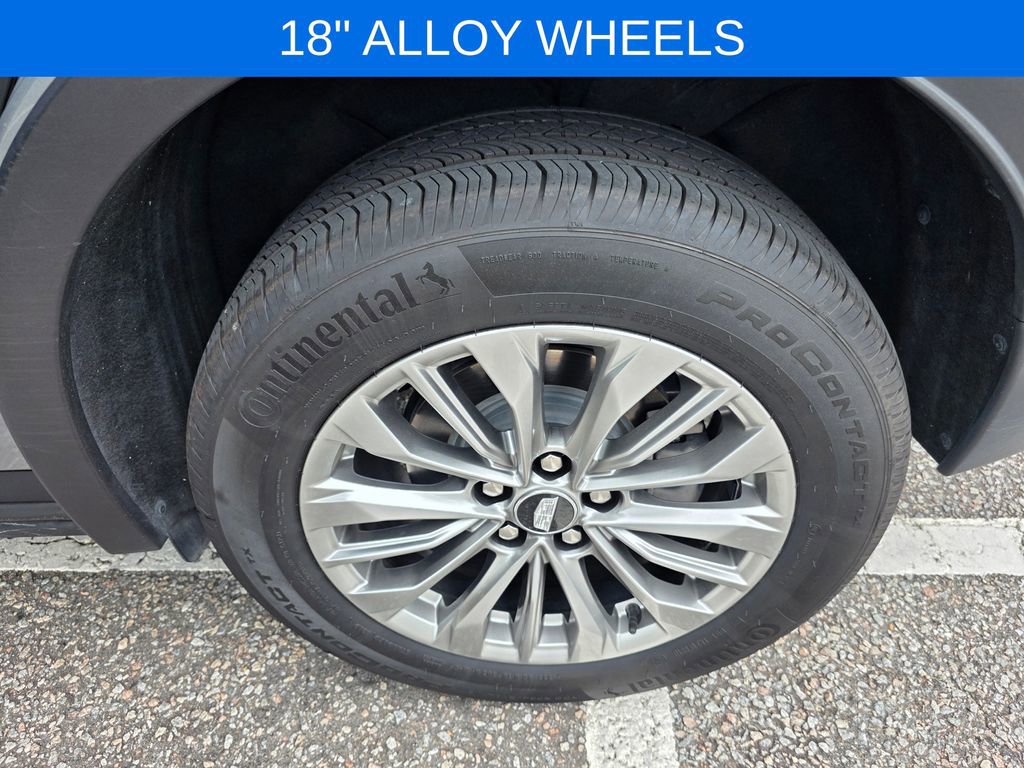 Used 2024 Cadillac XT4 Premium Luxury AWD/4WD image 30