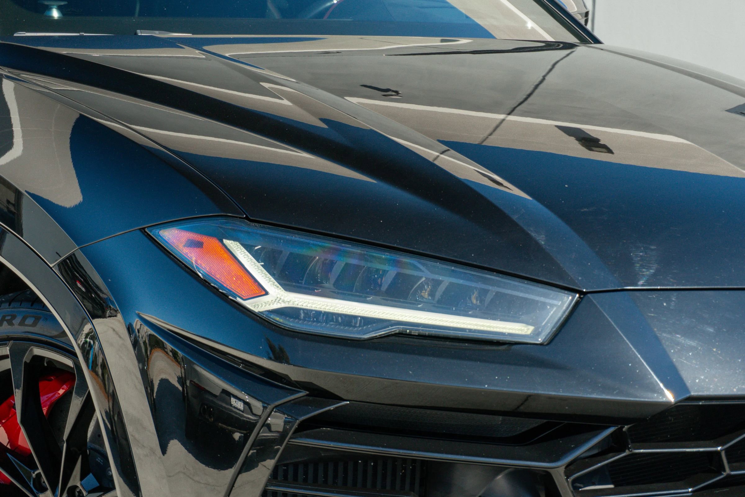 Used 2020 Lamborghini Urus image 30