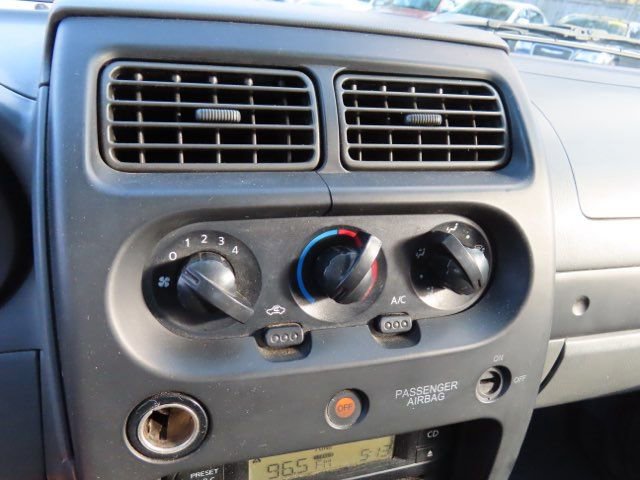 Used 2004 Nissan Frontier XE w/ (BGP) Basic Gear Pkg image 17