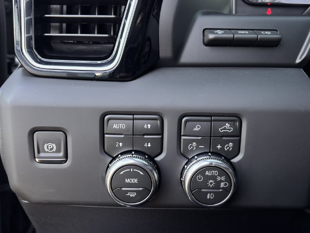 New 2026 GMC Sierra 1500 Denali AWD/4WD image 19