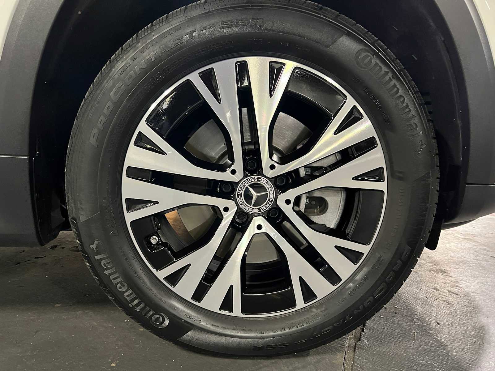 Certified 2025 Mercedes-Benz GLB 250 GLB 250 image 9