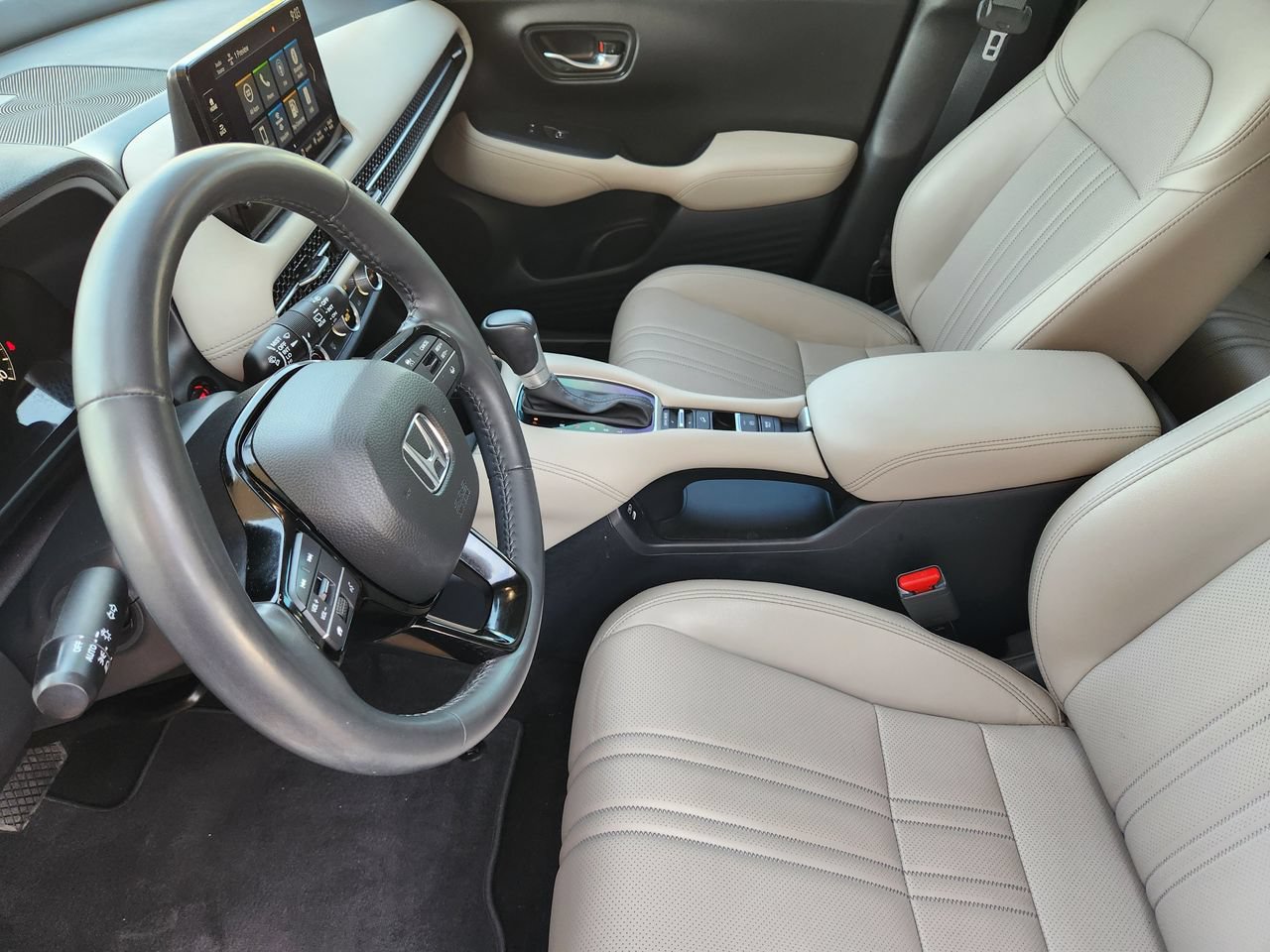 Certified 2024 Honda HR-V EX-L image 12