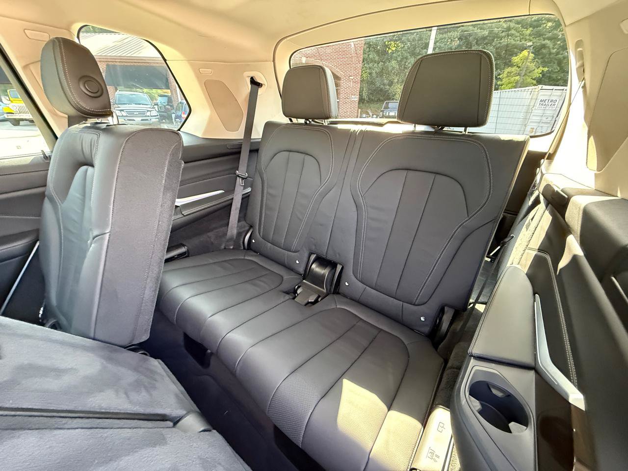 Used 2020 BMW X7 xDrive40i w/ Premium Package AWD/4WD image 30