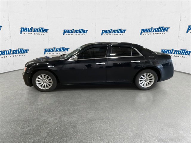 Used 2013 Chrysler 300 image 6