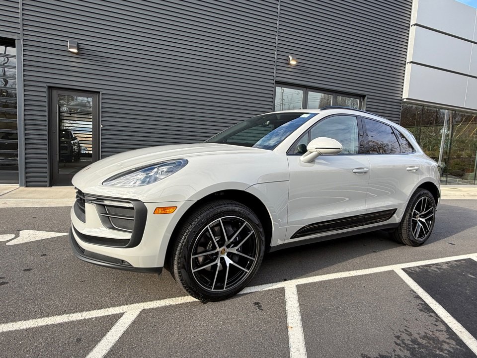 Certified 2025 Porsche Macan