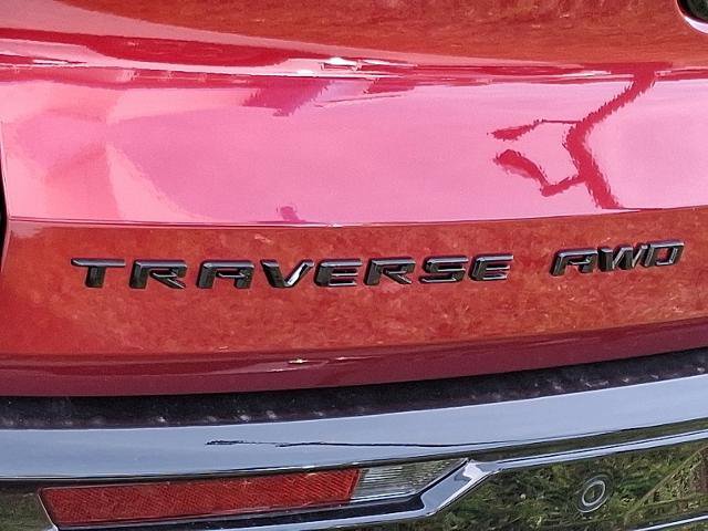 New 2026 Chevrolet Traverse RS w/ LPO, Floor Liner Package image 8