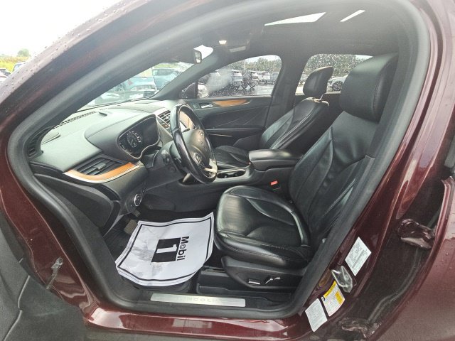 Used 2019 Lincoln MKC Select w/ MKC Climate Package AWD/4WD image 12