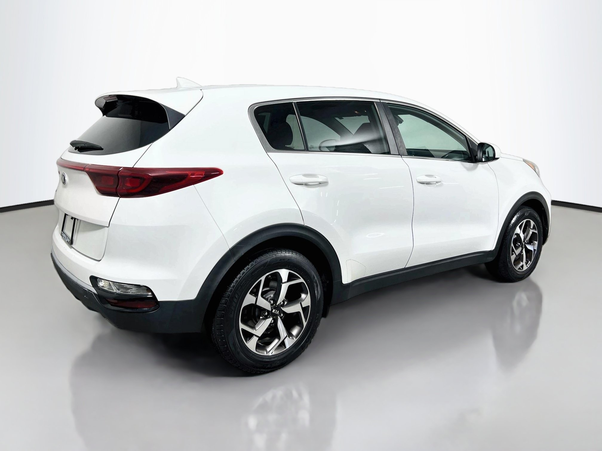 Used 2020 Kia Sportage LX FWD image 4