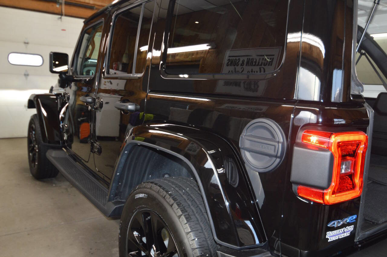 Used 2024 Jeep Wrangler Unlimited Sahara w/ Dual Top Group image 25