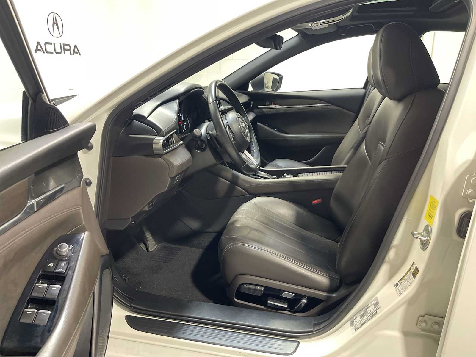 Used 2018 MAZDA MAZDA6 Signature FWD image 2