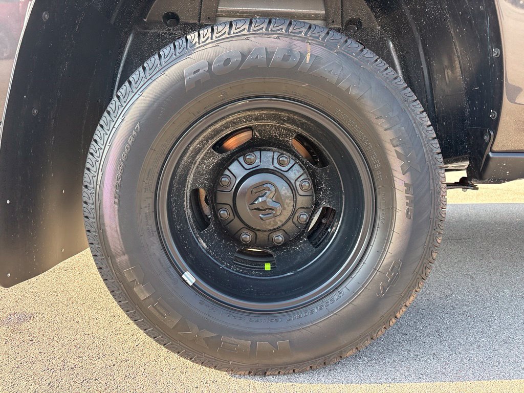 New 2027 RAM 3500 Tradesman AWD/4WD image 35