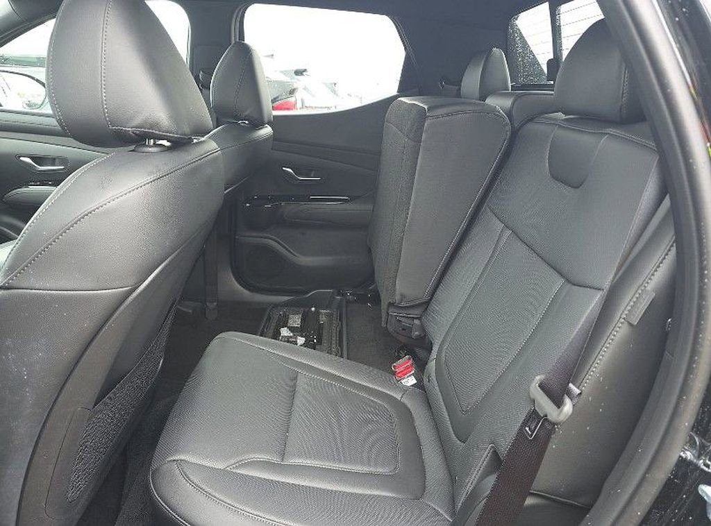 Used 2026 Hyundai Santa Cruz Limited image 12