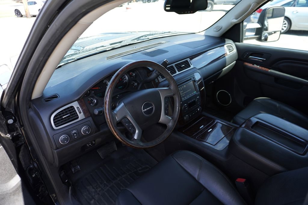 Used 2014 GMC Sierra 3500 Denali w/ Snow Plow Prep Package AWD/4WD image 24