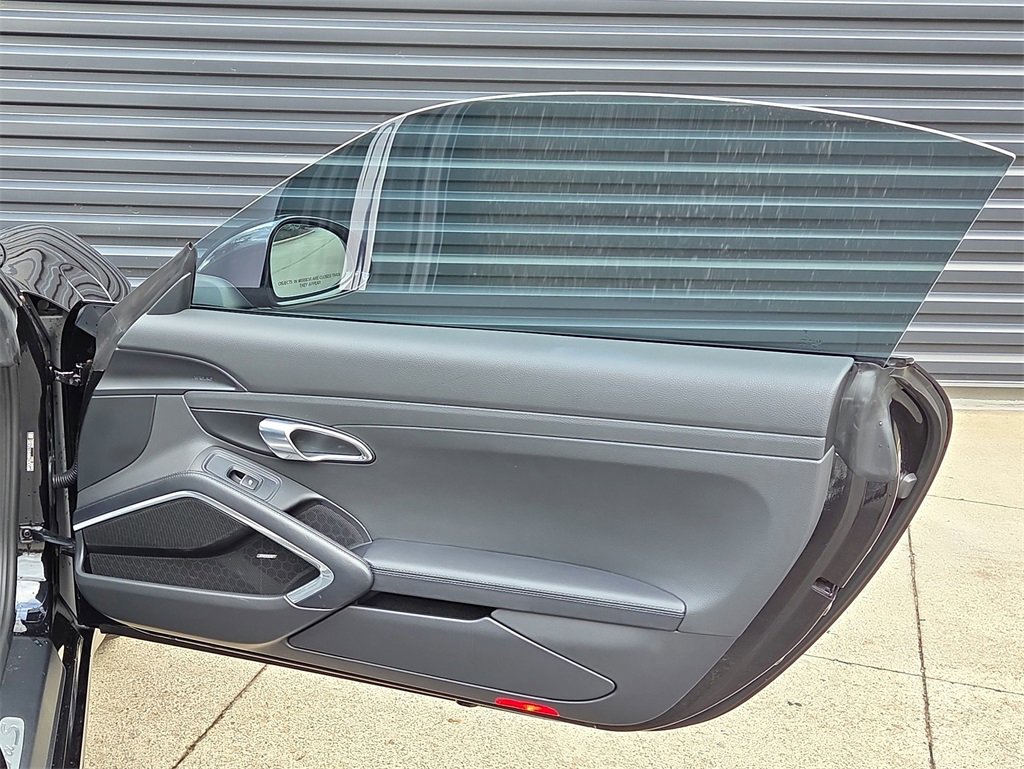 Used 2017 Porsche 911 Carrera S image 21