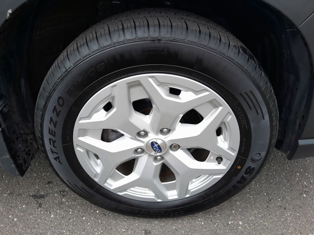 Certified 2023 Subaru Forester Base image 38