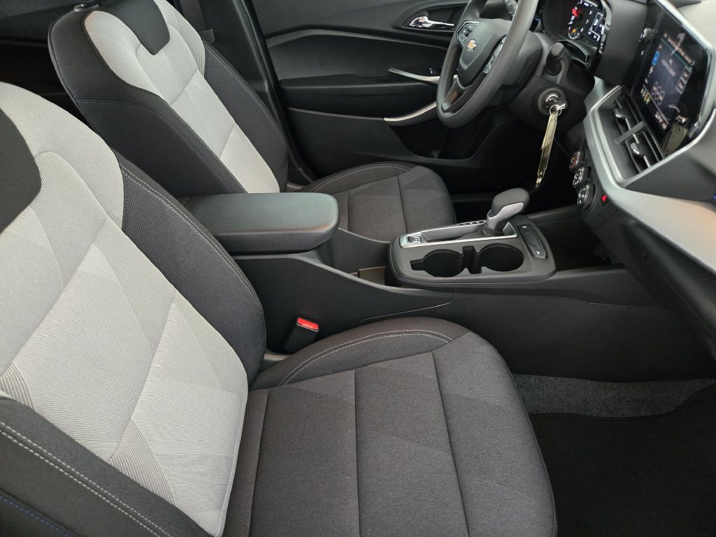 New 2026 Chevrolet Trax LS w/ Driver Confidence Package FWD image 16